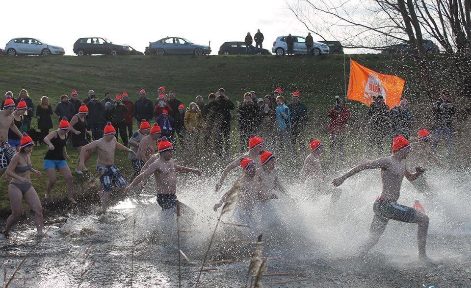 Heb je jouw Unox Nieuwjaarsduik 2026 al aangemeld?